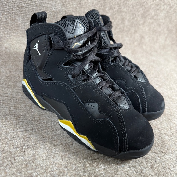Toddler Air Jordan Pre School 11C Retro True Flight High Top Black Metallic Gold - Picture 1 of 13